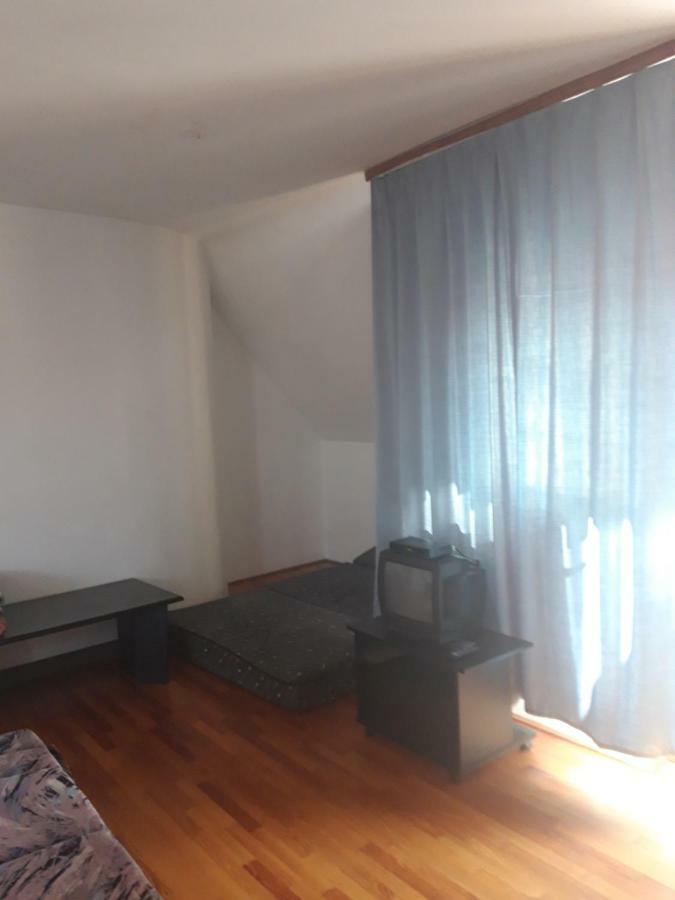 Zsigmond Haz Hotell Poroszló Exteriör bild