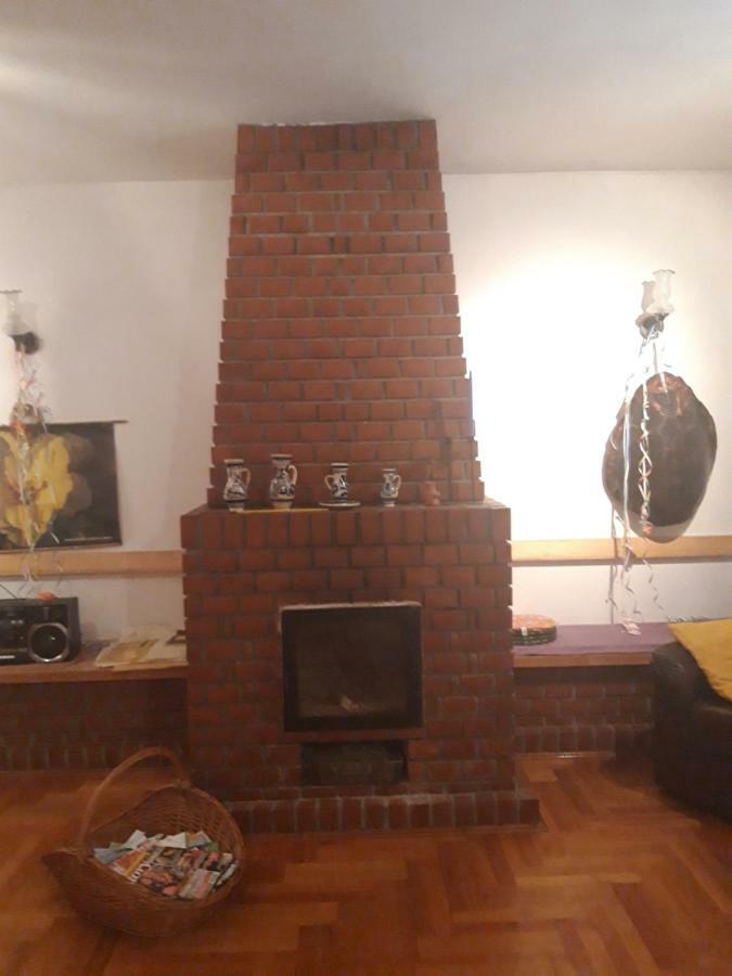 Zsigmond Haz Hotell Poroszló Exteriör bild